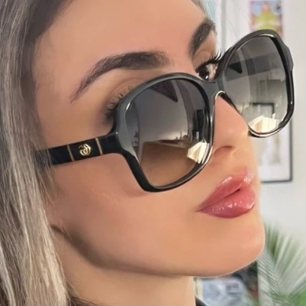 Gucci Black Oversized Square Sunglasses New Condition - Picture 8 of 14